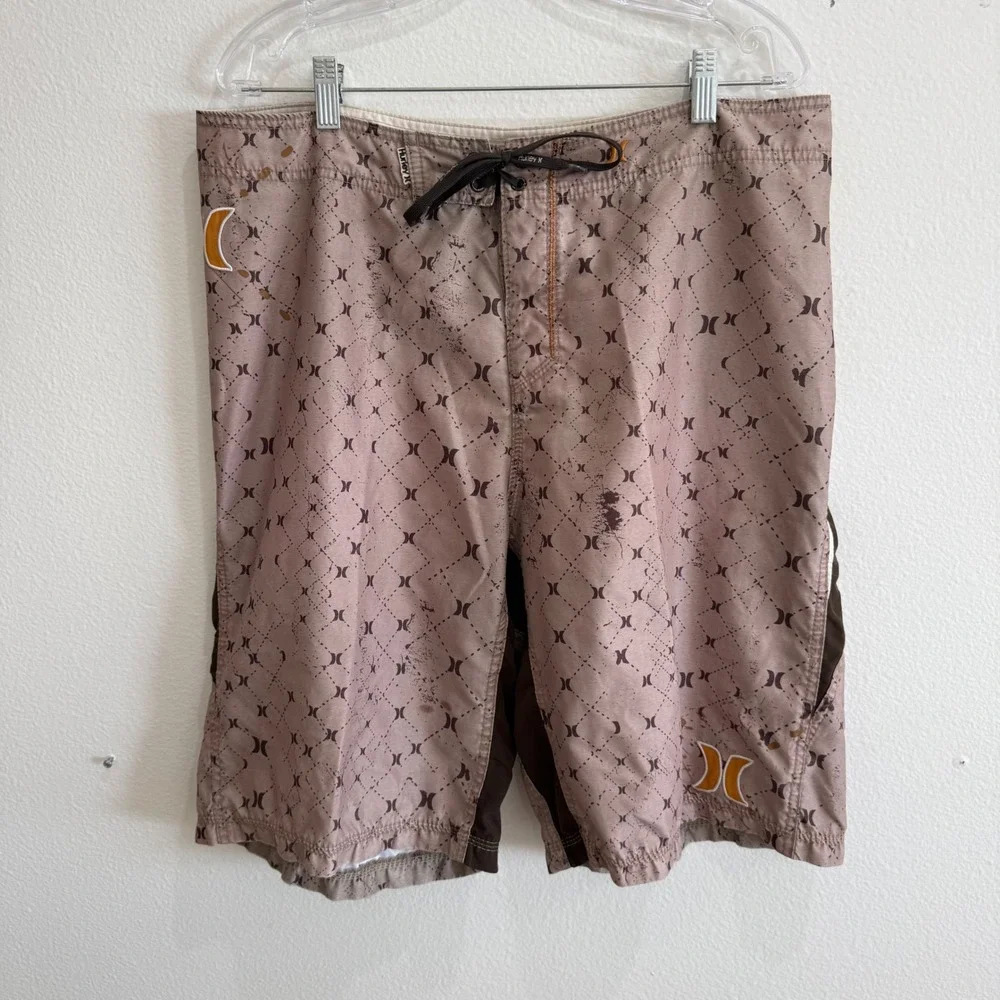 Hurley Mens Vintage 2008 Monogram Distressed Board Shorts Tan Brown Size 36